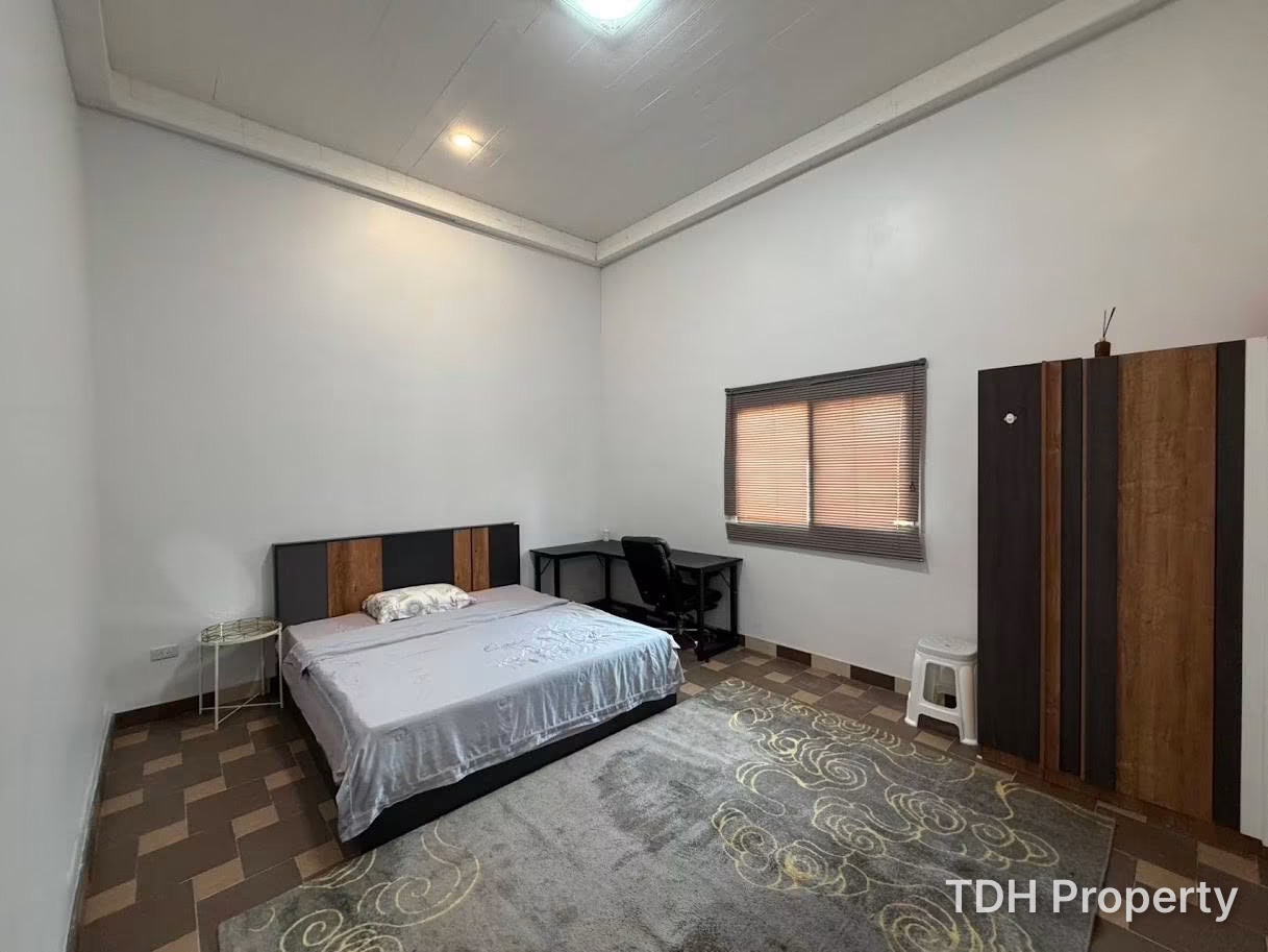 4 Bedroom Bann Dusit Pattaya hill  house for rent