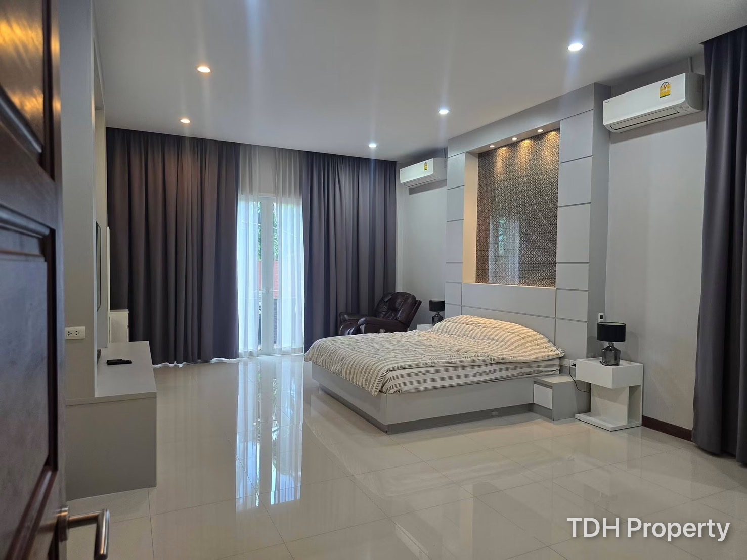 3 Bedroom Pool Villa for Rent, GardenVille 1 Village, Huai Yai
