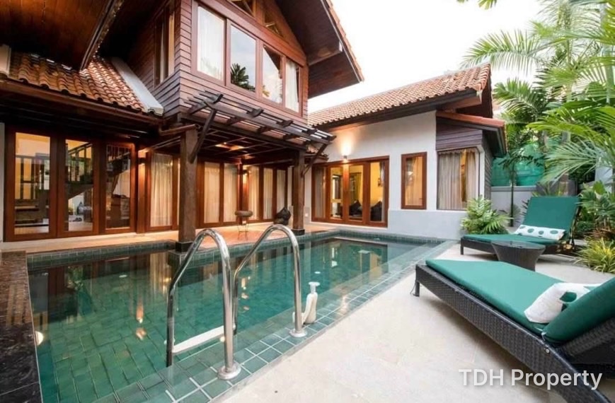 3 Bedroom Pool Villa for Rent in Pattaya
