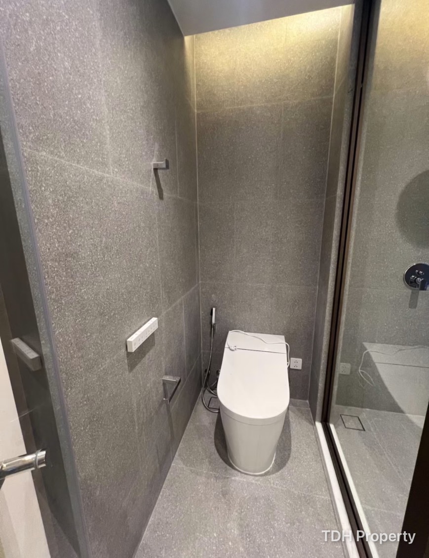 2 Bedroom Condo for rent at Arom Wongamat With Private Elevator