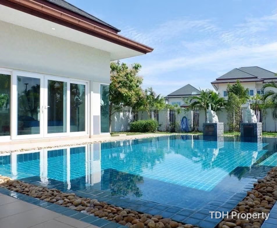 3 BEDROOM POOL VILLA FOR SALE IN PATTAYA