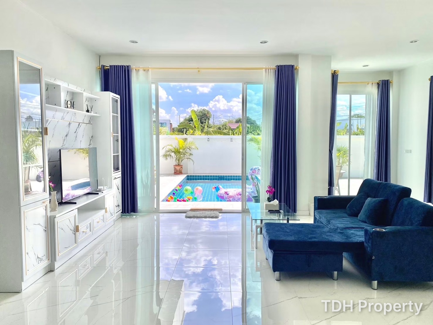 3 Bedroom Pool Villa For Rent and Sale  near Regent International School