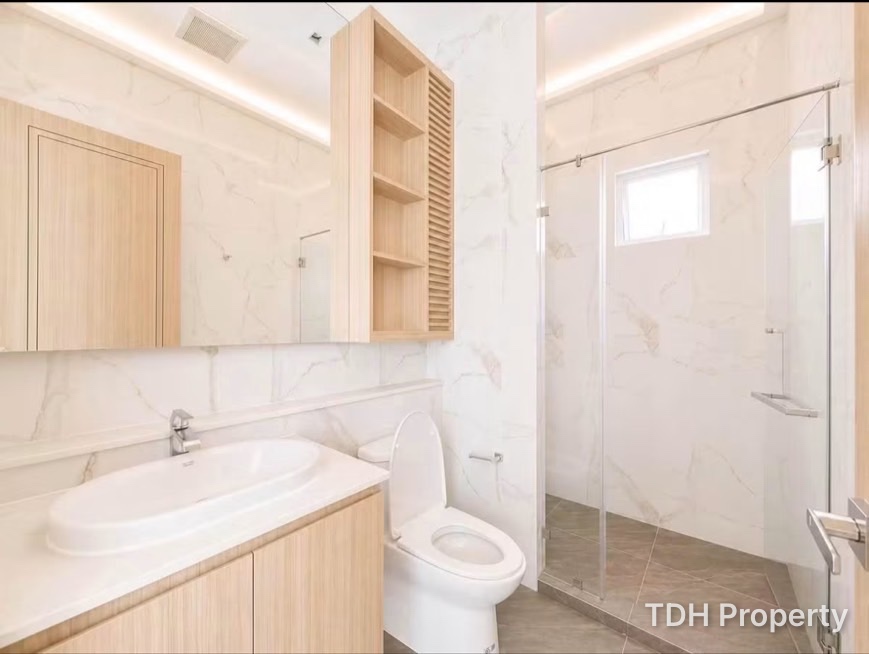 3 Bedroom Pool Vliia For Rent Near Tarapattana International School