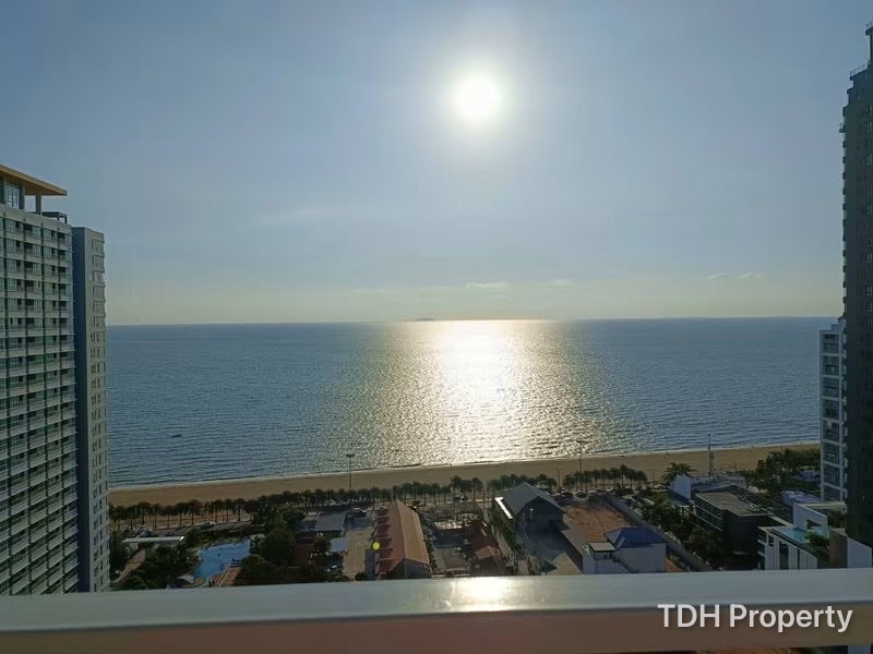 2 Bedroom Condo For Sale at Lumpini Park Beach Jomtien Building C
