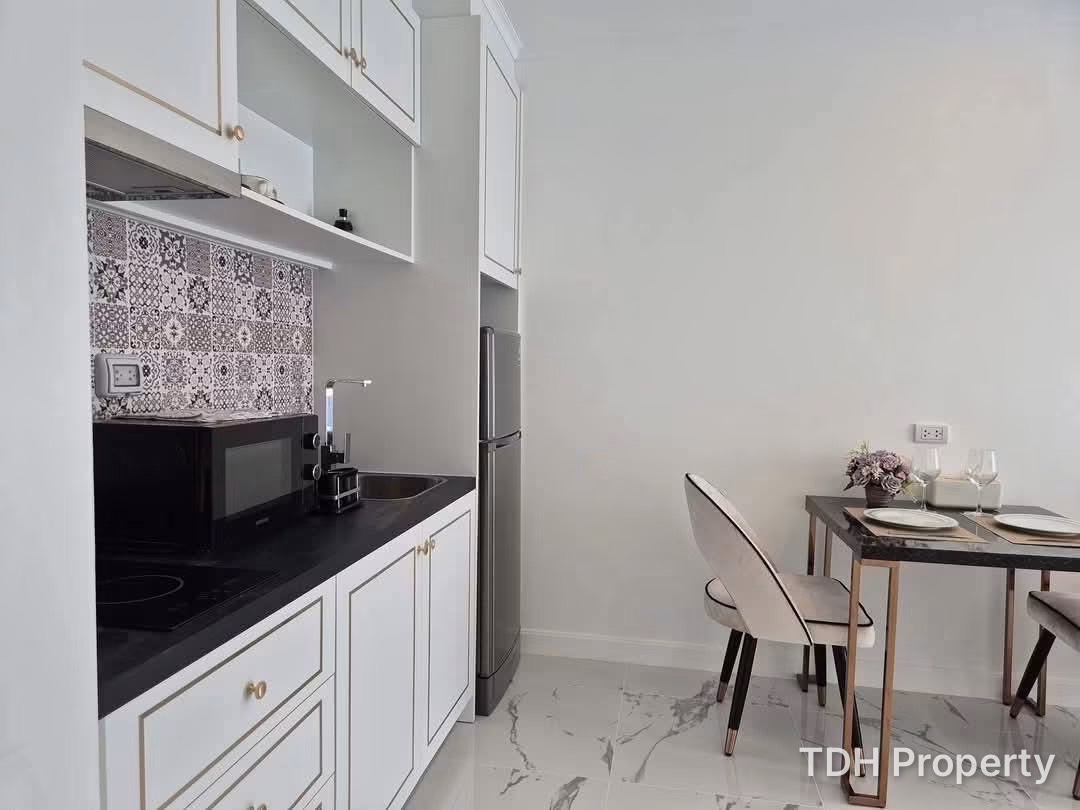 1BEDROOM CONDO FOR RENT AT THE EMPIRE TOWER JOMTIEN