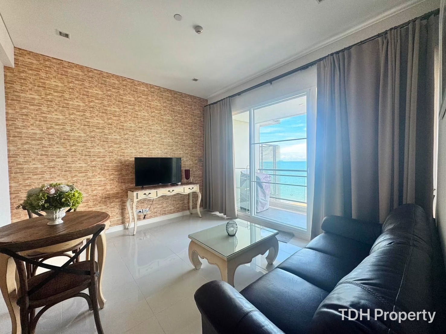 1 Bedroom Condo For Rent Pet Friendly in Pattaya