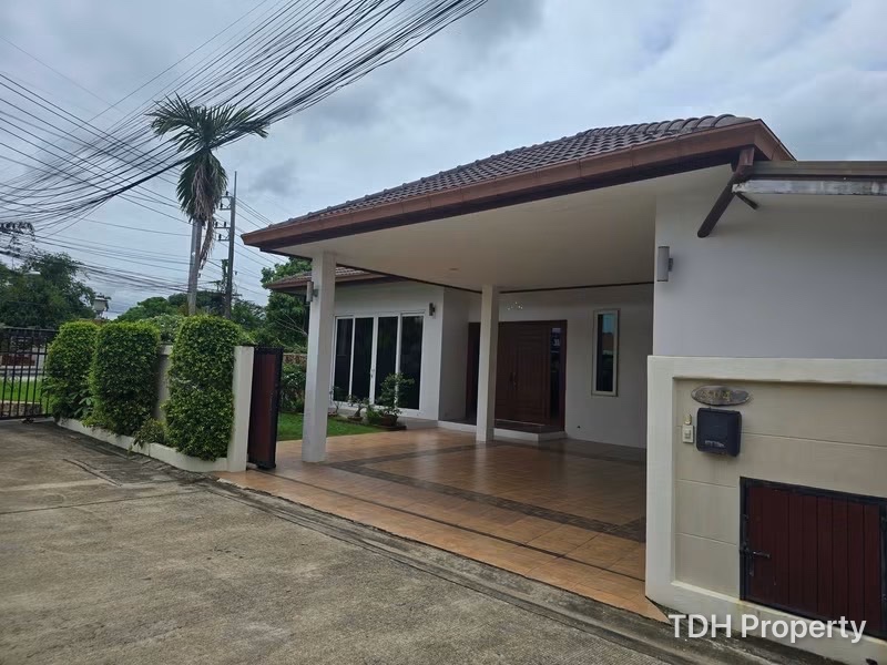 3 Bedroom Pool Villa for Rent, GardenVille 1 Village, Huai Yai