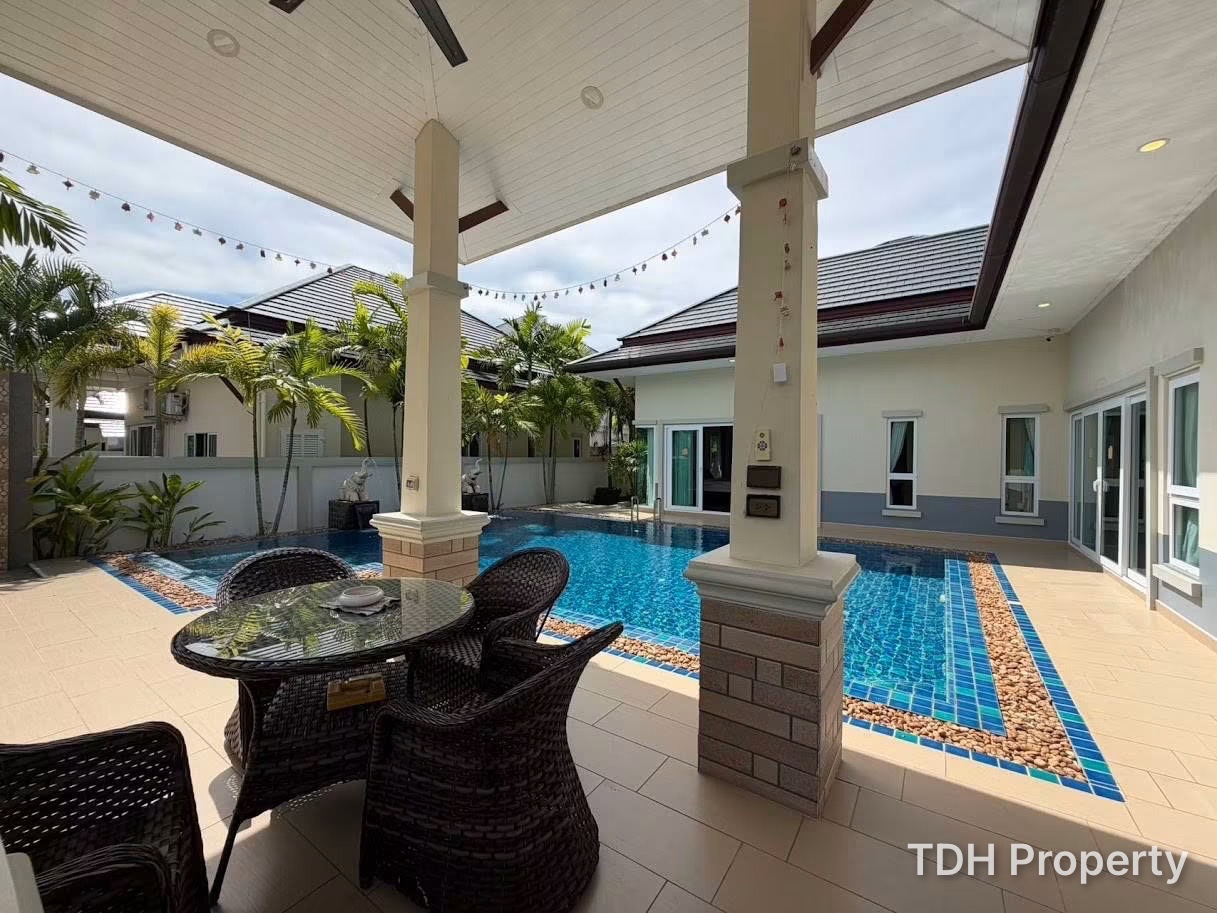4 Bedroom Bann Dusit Pattaya hill  house for rent
