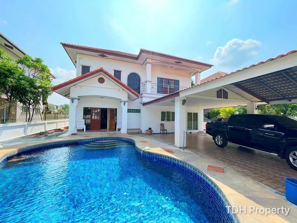4 Bedroom House for Sale and Rent in South Pattaya
