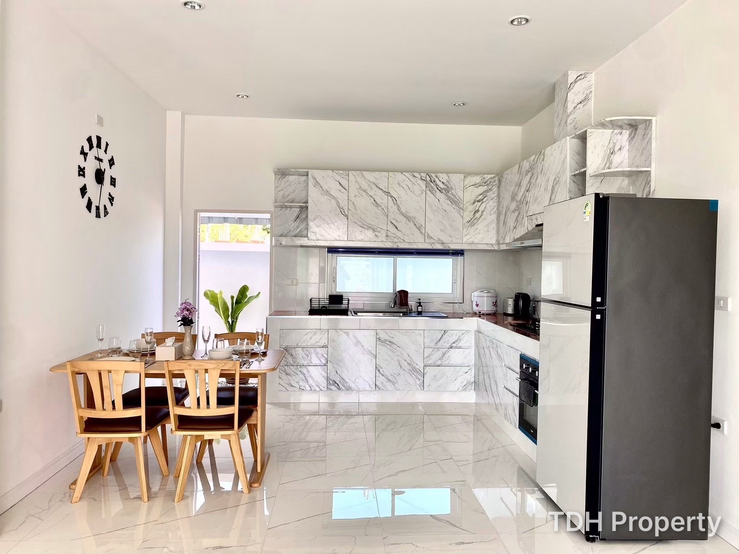 3 Bedroom Pool Villa For Rent and Sale  near Regent International School