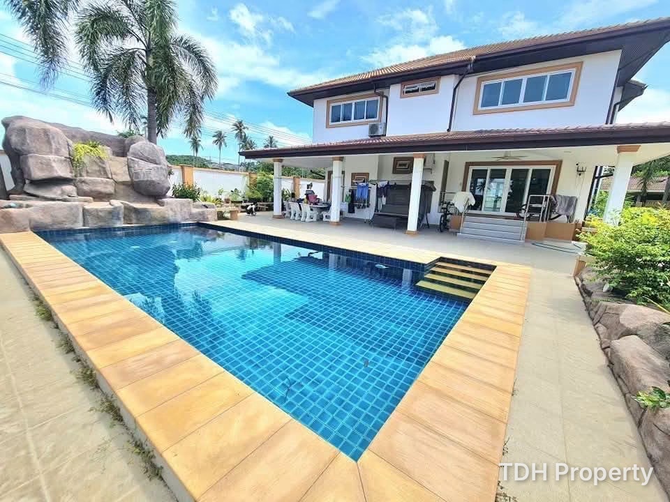 4 Bedroom Pool Villa for Sale and Rent
