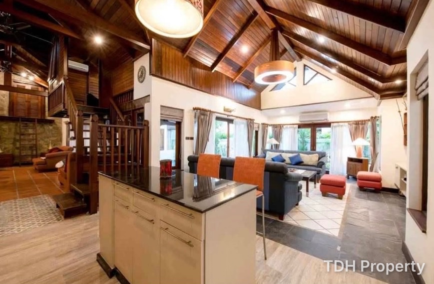 3 Bedroom Pool Villa for Rent in Pattaya