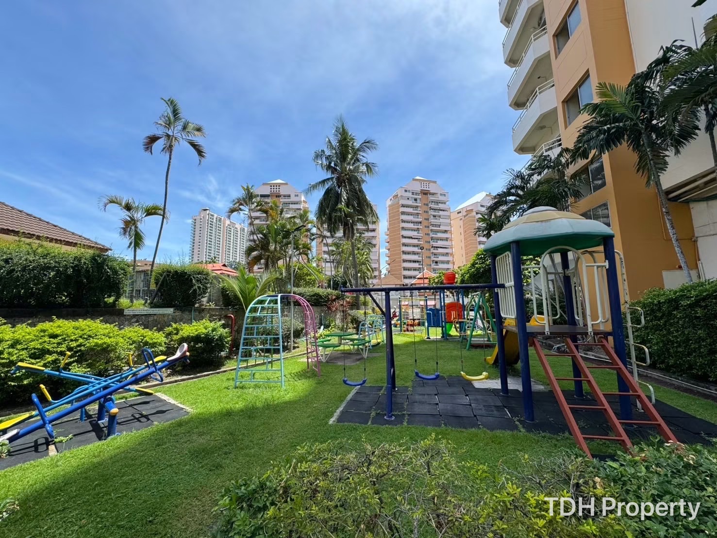 1Bedroom Condo For Sale at View Talay Jomtien 1