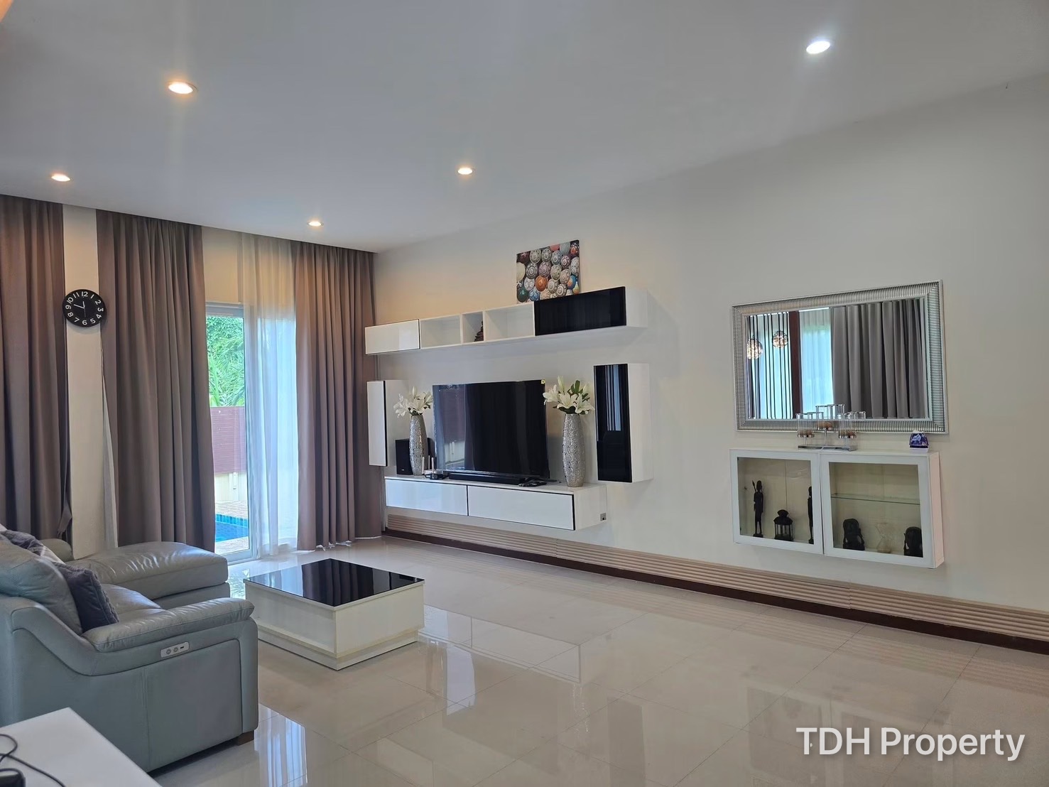 3 Bedroom Pool Villa for Rent, GardenVille 1 Village, Huai Yai