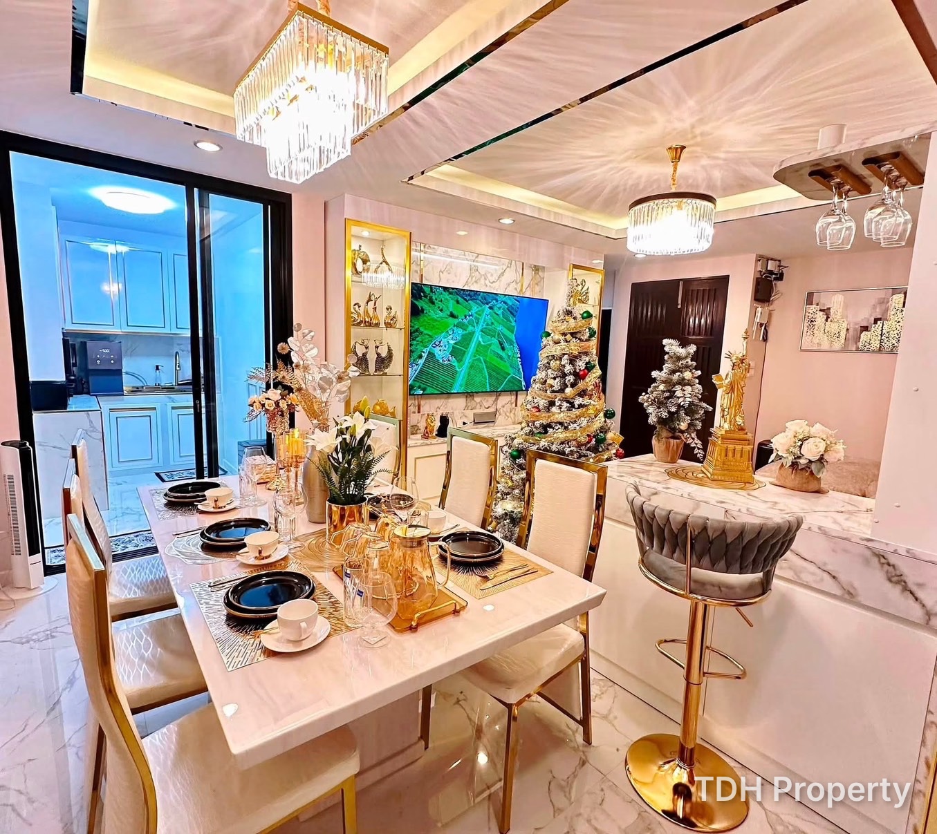 4 Bedroom House For Rent in Pattaya