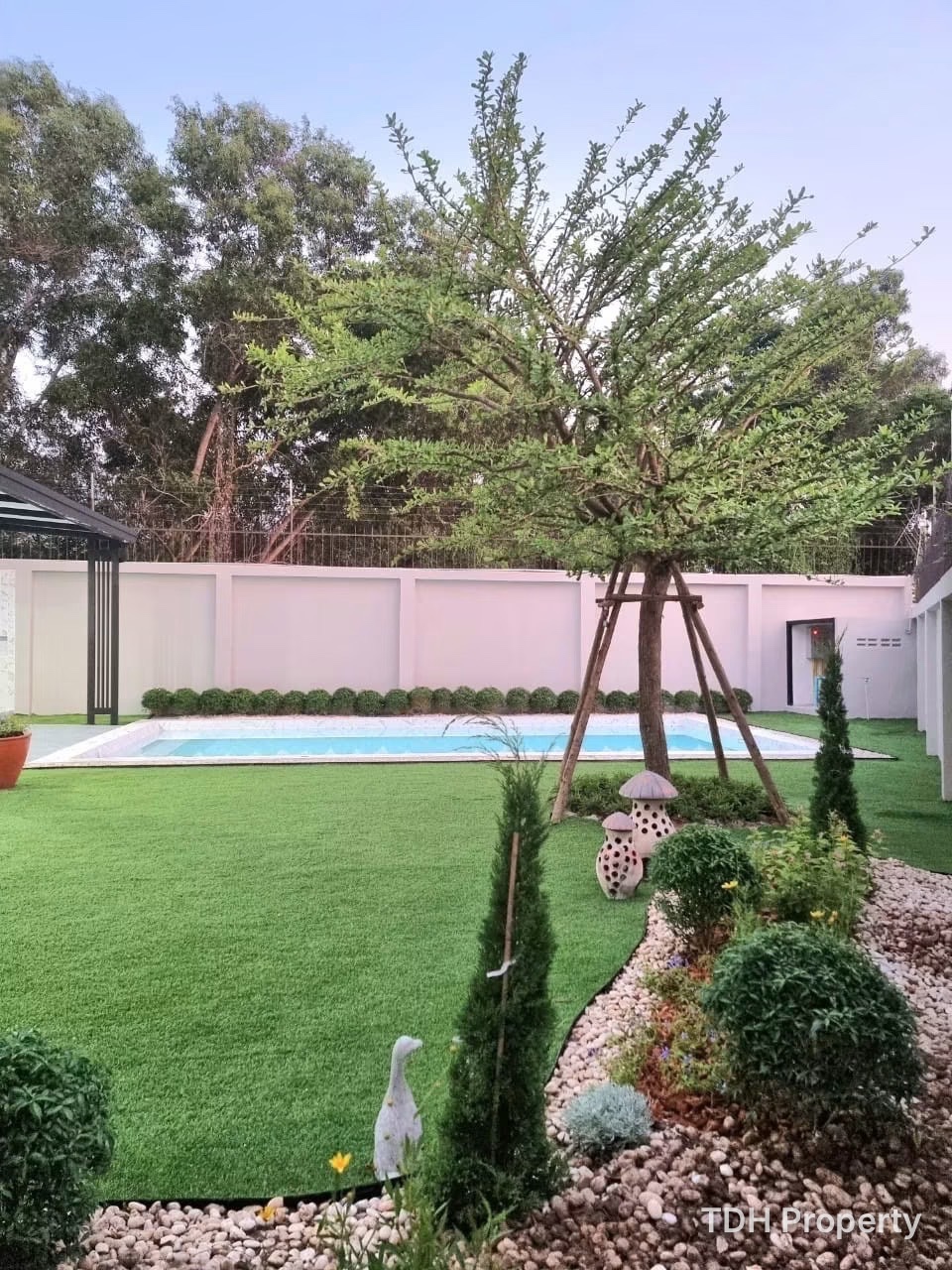 3 Bedroom Pool Villa For Rent at Patta Village Pattaya