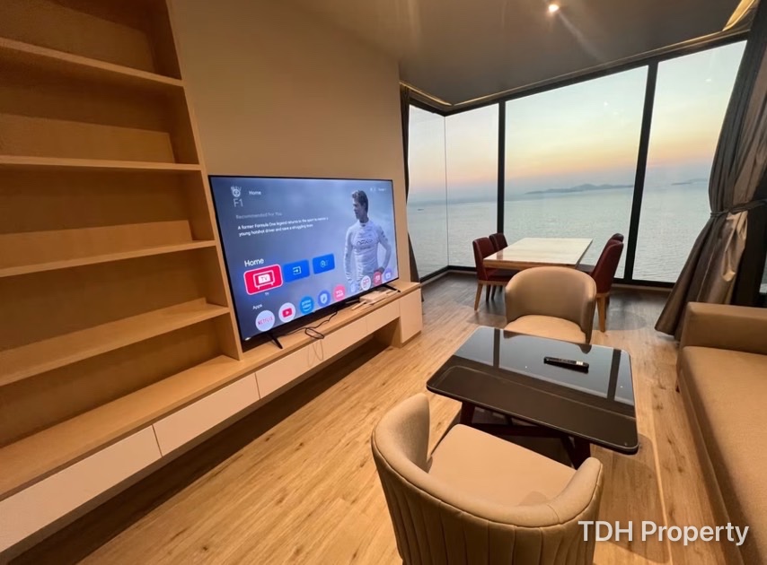 2 Bedroom Condo for rent at Arom Wongamat With Private Elevator