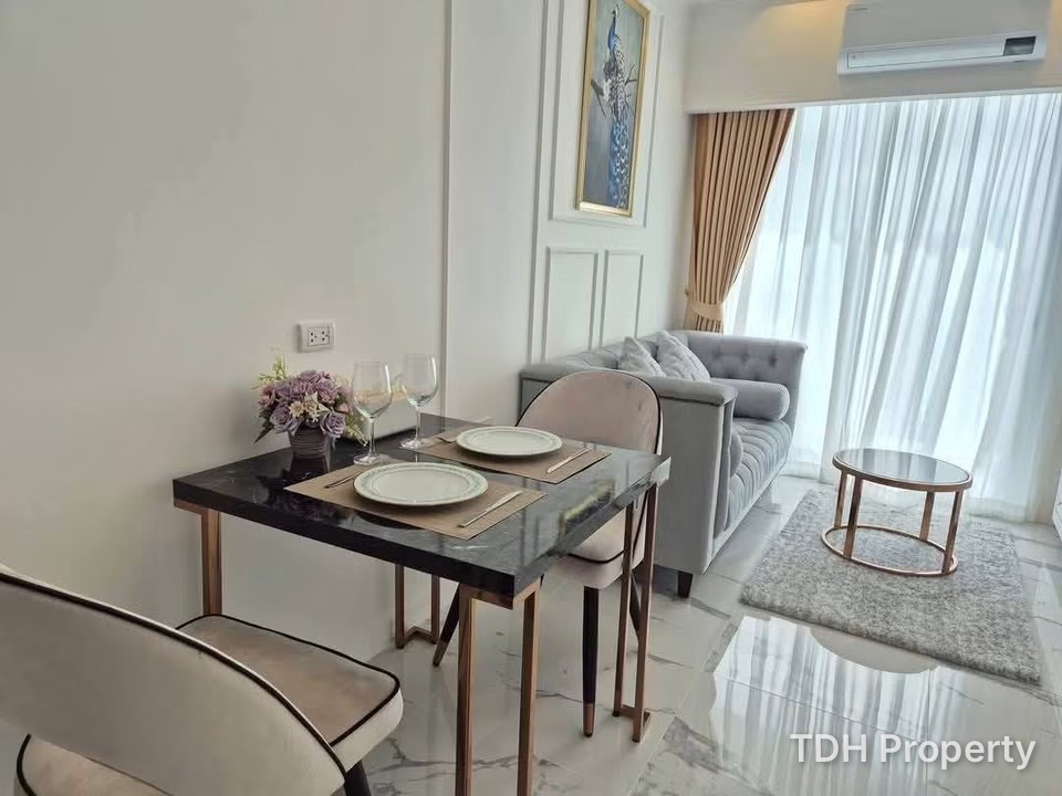 1BEDROOM CONDO FOR RENT AT THE EMPIRE TOWER JOMTIEN