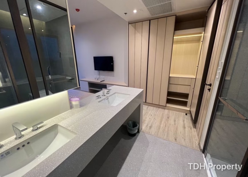2 Bedroom Condo for rent at Arom Wongamat With Private Elevator