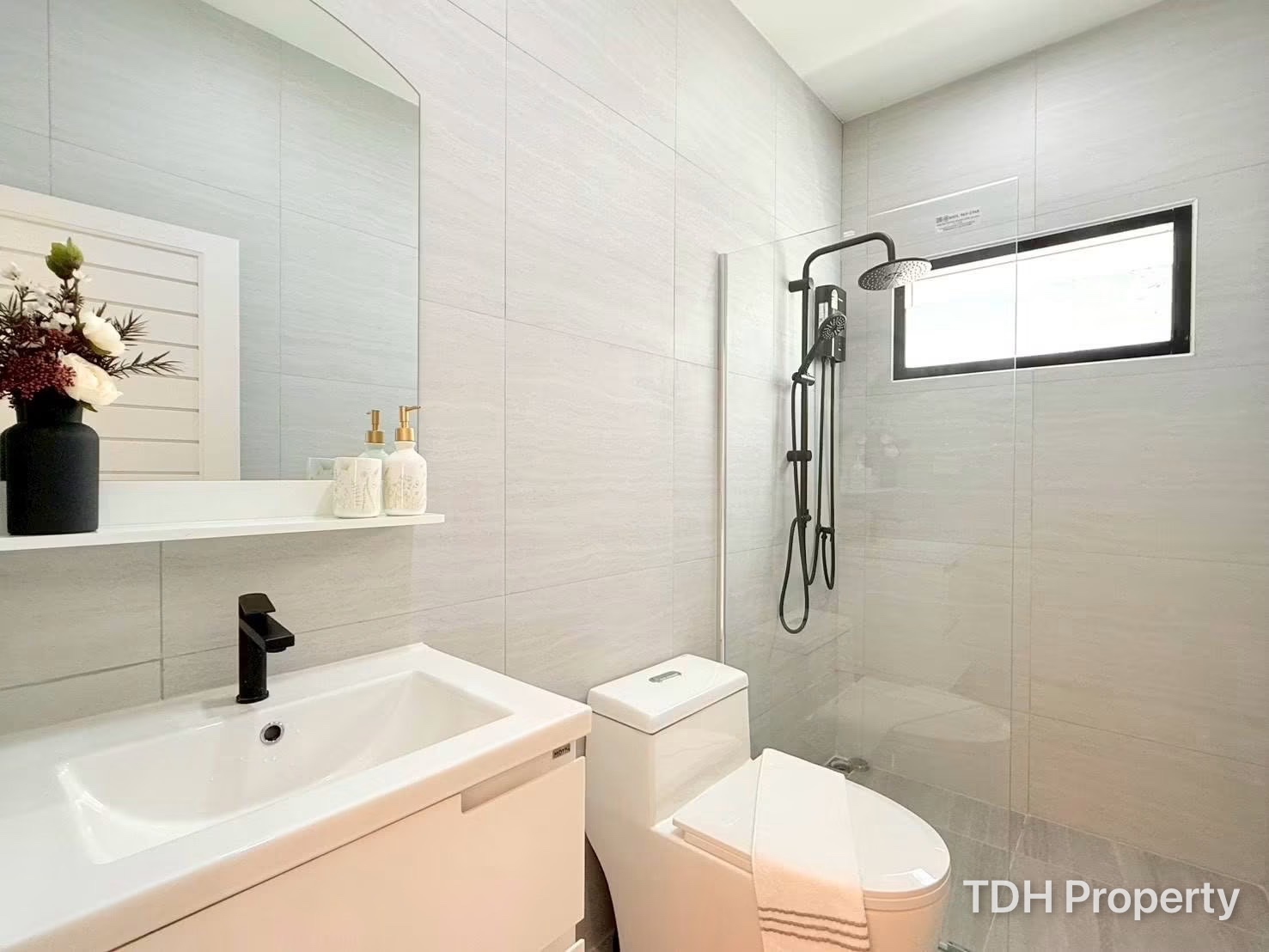 3 Bedroom House For Sale at Chokchai village 5