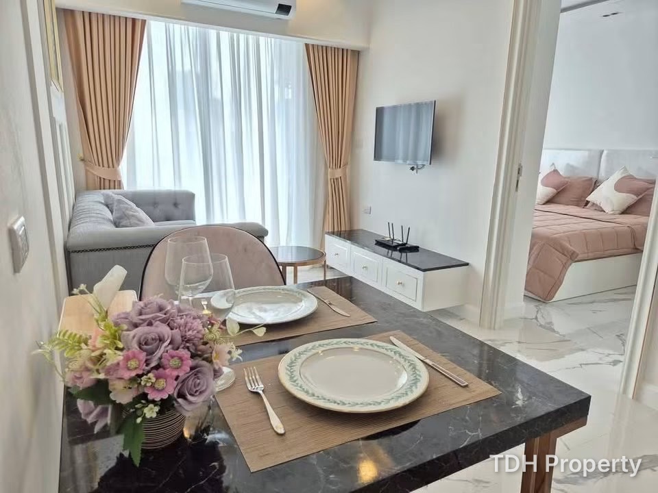 1BEDROOM CONDO FOR RENT AT THE EMPIRE TOWER JOMTIEN