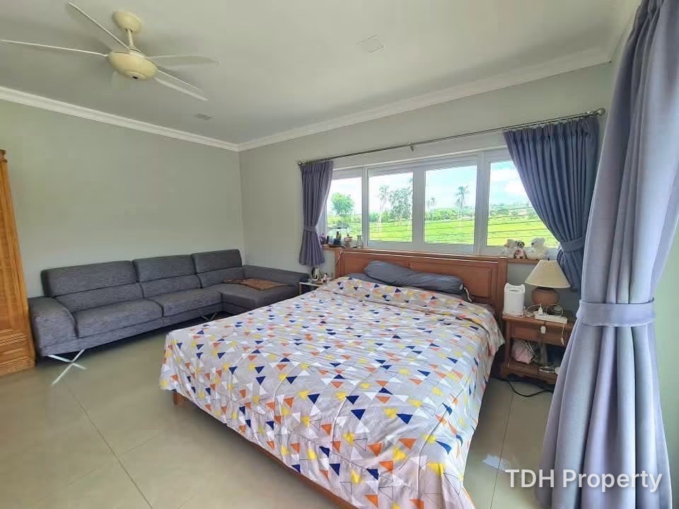 4 Bedroom Pool Villa for Sale and Rent